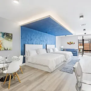 Global Luxury At The Arches Hotel